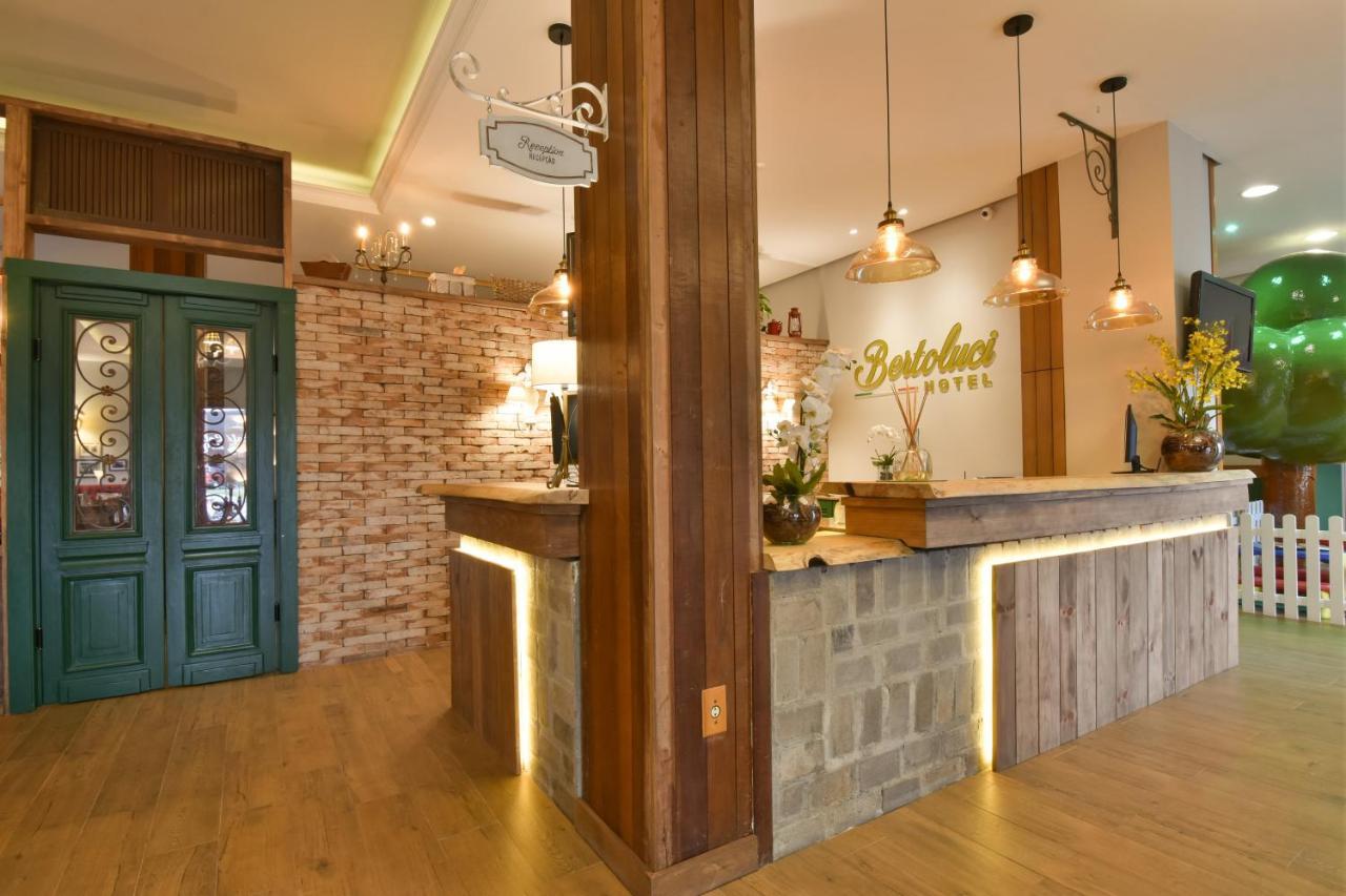 Hotel Bertoluci Gramado Buitenkant foto