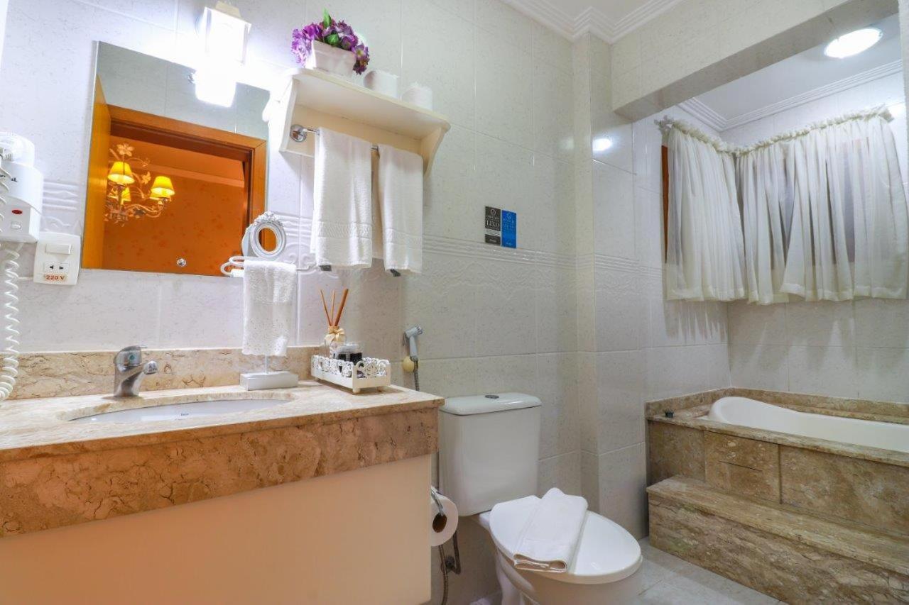 Hotel Bertoluci Gramado Kamer foto